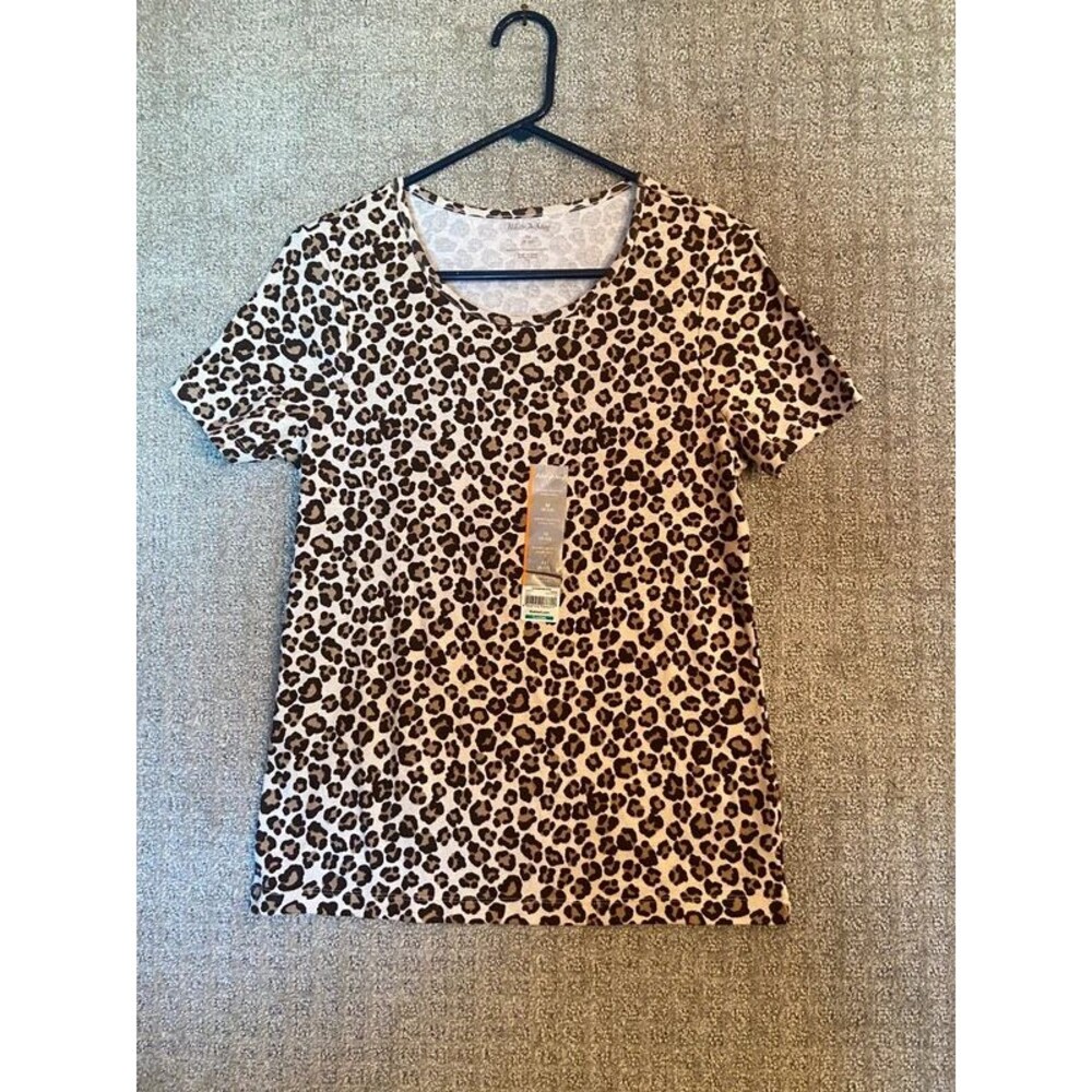 Leopard print T Shirt medium